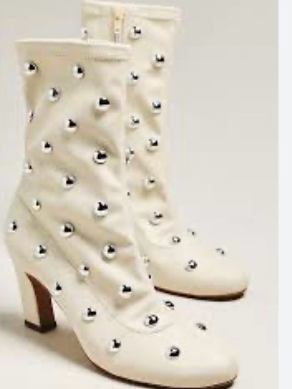 NWOT Anthropologie Maeve Studded Stretch Ankle Boots in white. Size 40 or 9.